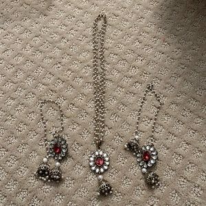 Pearl and faux gold ndian jewelry set